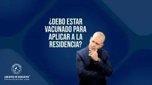 ¿Debo estar vacunado para aplicar a la residencia?